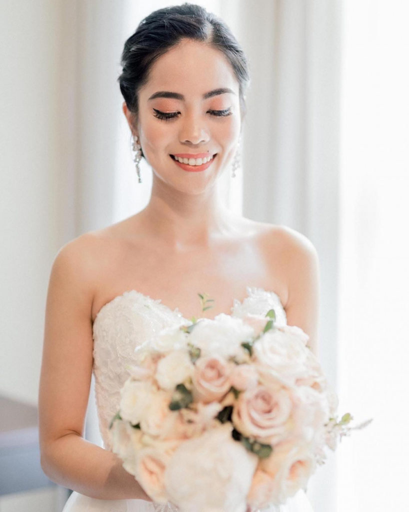 Half Up Half Down Wedding Hairstyles: Top Looks + Expert Tips